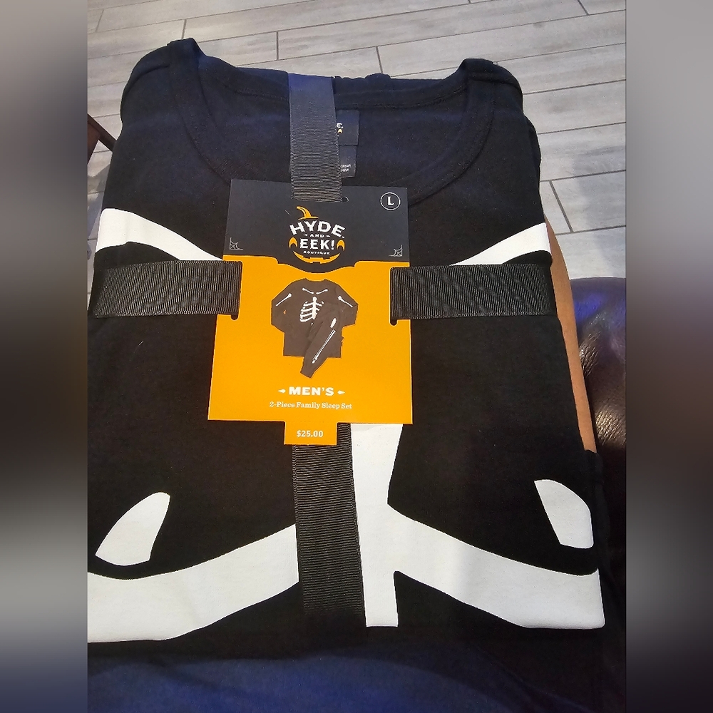 NWT Hyde and Eek! Boutique men's sz L 2pc family sleep Set. Hallowen.